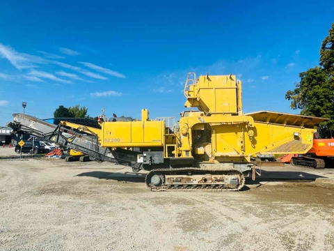 BÁO GIÁ MÁY NGHIỀN DI ĐỘNG KOMATSU