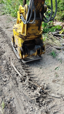 MÁY XÚC KOMATSU PC120-8 (2012)