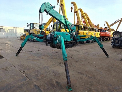 CHÂN NHỆN MAEDA MC-285CRM – ĐỜI 2009- 2,82 TẤN