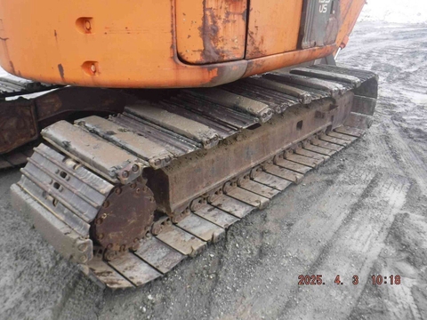 MÁY XÚC HITACHI ZX135US-E – NHẬT BẢN – CHUẨN CÔNG TRÌNH ĐÔ THỊ