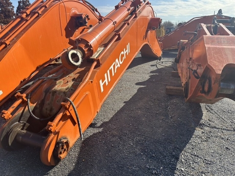 MÁY XÚC HITACHI ZX890LCH-6