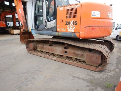 May Xuc Model/type: ZX225US-3&nbsp;