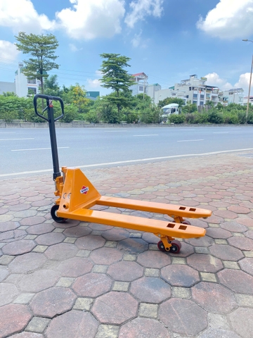 Xe nâng tay thấp kawasaki 3T rộng 680x1220