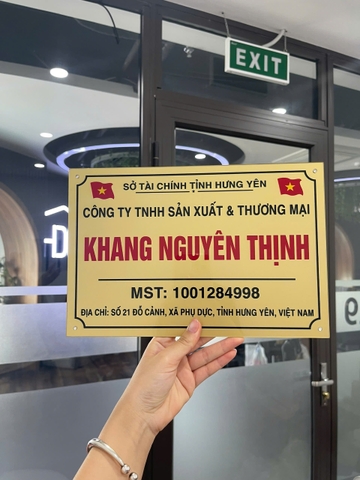 Biển Công Ty Chất Liệu Mica