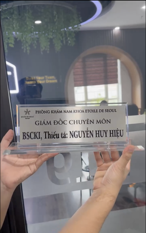 Biển chức danh đế Mica Mặt Nhôm Ăn Mòn - 10x30 cm