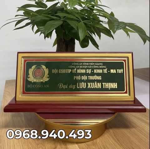 Biển Chức Danh Công An Phủ Keo Nhũ Vàng Mặt 09x25cm