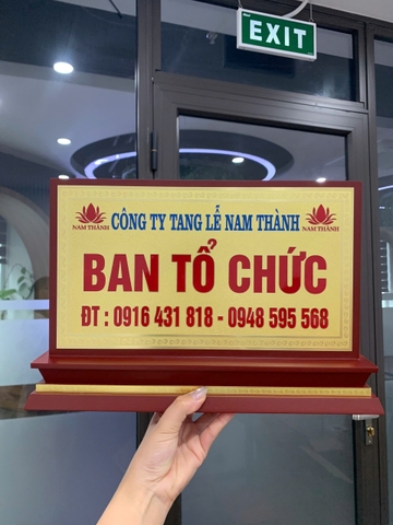 Biển Chức Danh Tam Cấp Gỗ Đồng 02 Mặt 20x35cm