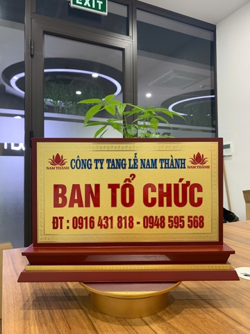 Biển Chức Danh Tam Cấp Gỗ Đồng 02 Mặt 20x35cm