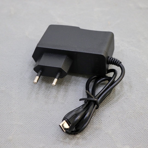 Sạc MCM CM5X-1 (2A)