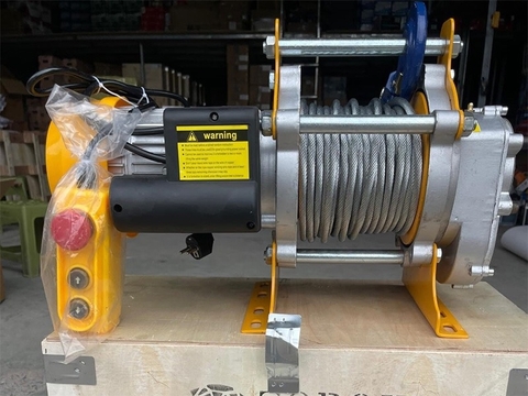 Máy tời TOBOKI TK2400/30 2400W 600/1200KG 1/30m (tốc nhanh)