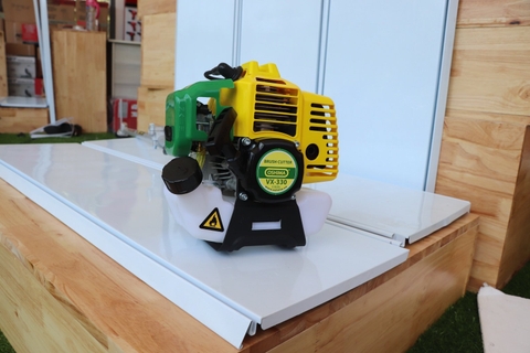 Máy cắt cỏ Oshima VX330 900W Vàng-xanh 2 thì (rời, chết)
