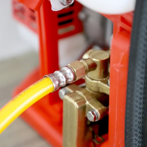 Máy phun thuốc trừ sâu, côn trùng động cơ Oshima 768 700W Đỏ 2 thì (bơm vuông đồng)