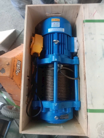 Tời vỏ sắt NITTO KCD 500-1000kg-100m 380V