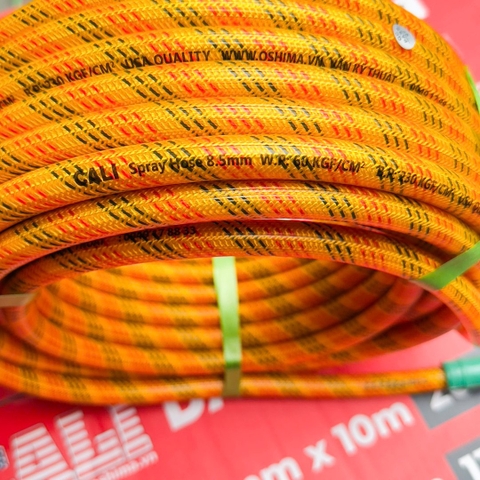 Ống nhựa PVC CALI 8.5mm x 10m Vàng