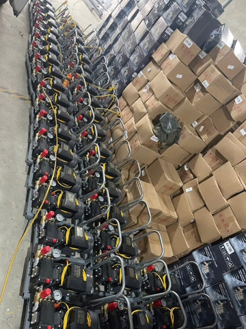 Máy rửa xe tự ráp ty sứ 7.5kw 380V