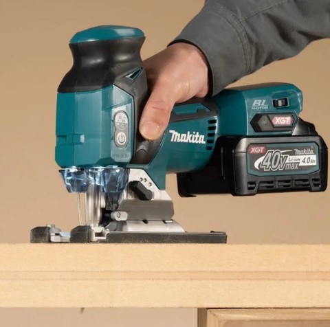 Máy Cưa Lọng Dùng Pin Makita JV001GZ (BL)(40Vmax) Không kèm pin sạc