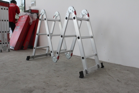 Thang nhôm xếp Oshima T4D-3 Xanh đậm (4 đoạn, 3 bậc)