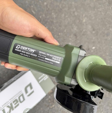 Máy mài góc công tắc đuôi Dekton DK-AG1250XCP đường kính đá cắt 100mm