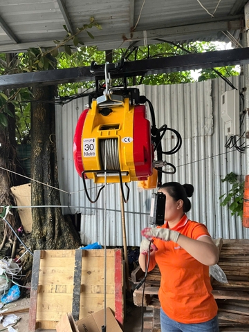 Tời điện SANKYSU SK300 300kg 30m 220V
