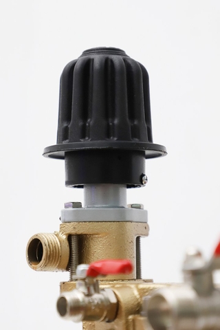 Đầu phun áp lực chất lỏng OSHIMA OS-30H100 5.0HP Đen (hoạt động bằng sức kéo động cơ)