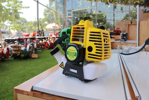 Máy cắt cỏ Oshima VX330 900W Vàng-xanh 2 thì (rời, chết)