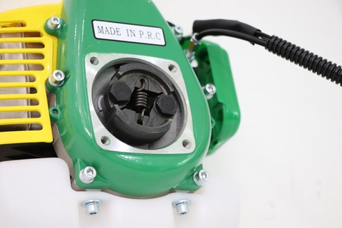 Máy cắt cỏ Oshima VX260 0.7KW Vàng-xanh 2 thì (rời, xoay)
