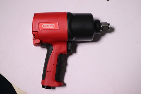 Mở bu lông bằng hơi Oshima MBLH 3/4inch Đỏ-đen (hoạt động bằng khí nén)