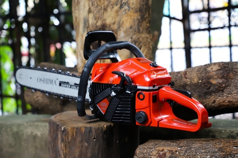 Cưa xích Oshima OS5900 2.5kW Đỏ-đen 2 thì
