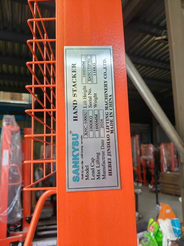 Xe nâng tay cao SANKYSU 2 tấn