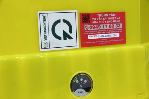 Máy phun thuốc trừ sâu, côn trùng điện Con Ong Vàng COV-20-ắc quy 12V8Ah