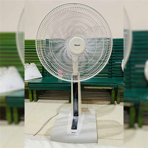 Quạt lửng Hatari Slide Smart L1- Remote