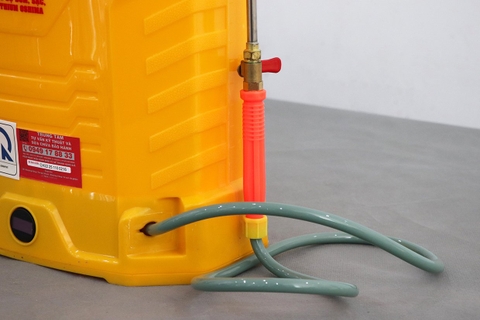 Máy phun thuốc trừ sâu, côn trùng điện CON ONG VÀNG Li20-pin Vàng Pin lithium 12V8Ah