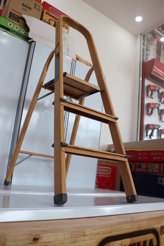 Thang nhôm xếp Oshima TG3 Màu gỗ (ghế -3 bậc)