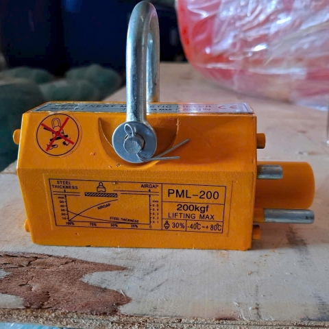 Nam châm nâng NITTO 400kg PML-400