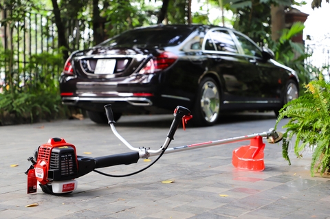Máy cắt cỏ OSHIMA 568D 2.3kW Đỏ-đen 2 thì (rời, chết)