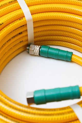 Ống nhựa PVC Hankil No.6 8.5mm x 50m Vàng