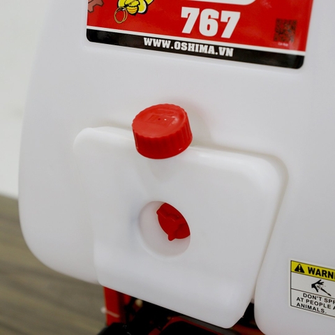Máy phun thuốc trừ sâu, côn trùng động cơ Oshima 767 700W Đỏ 2 thì (bơm vuông đồng)