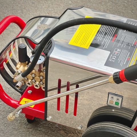Máy rửa xe công nghiệp 3.0Kw DDEKO DK-X30 xe đẩy