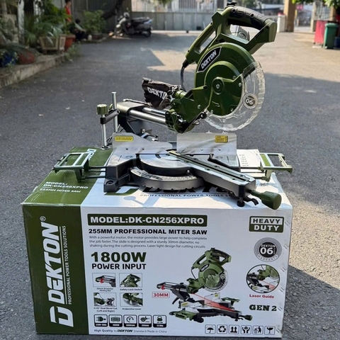 Máy cắt ti trượt Dekton DK-CN256XPRO 1800W đường kính lưỡi cắt 255mm