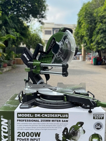 Máy cắt nhôm trượt Dekton DK-CN256XPLUS 2000W đường kính lưỡi cắt 255mm