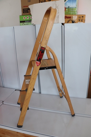 Thang nhôm xếp Oshima TG3 Màu gỗ (ghế -3 bậc)