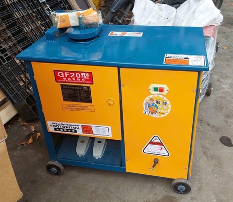 Máy Bẻ Đai Sắt Thép GF20/380V