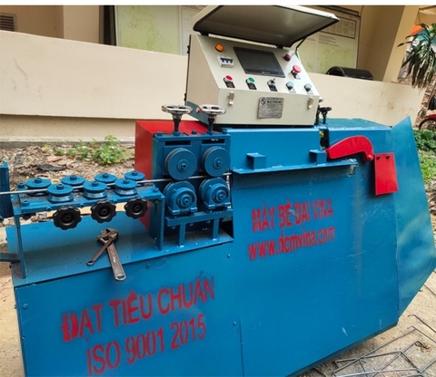Máy bẻ đai sắt tự động F6-8