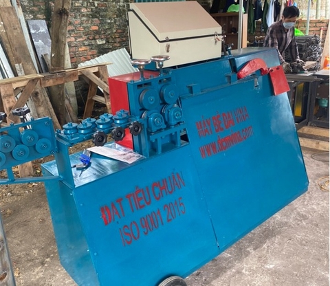 Máy bẻ đai sắt tự động F6-8