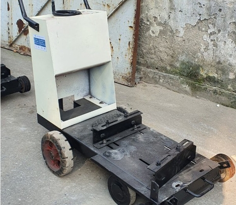 Máy Cắt Bê Tông Chạy Diesel QG700 – Cắt Sâu 27cm