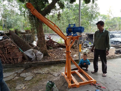 Khung cẩu quay 360° NITTO 400kg