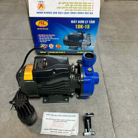 MÁY BƠM NƯỚC LY TÂM BẢO LONG 370W CÁ SẤU 1DK-15 HÚT XẢ 25/25 LƯU LƯỢNG 2 ĐẾN 6.5M3/H MAX 15M CÁNH PPO CỐT HỢP KIM BƠM TƯỚI TIÊU DÂN DỤNG
