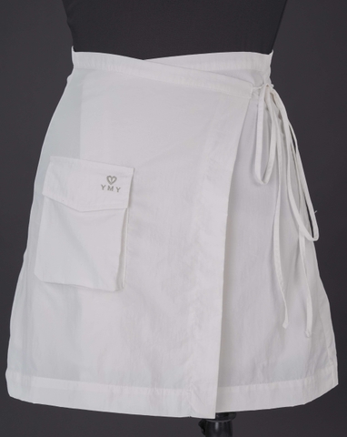 Chân Váy Thu Đông Ngắn Chất Liệu Nylon Nhập Khẩu Phong Cách Cá Tính ( Y25FWSK02)