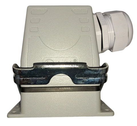 Jack cắm 32 chân 16 A