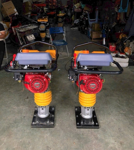 Máy Đầm Cóc RM80 Động Cơ Xăng Honda GX160